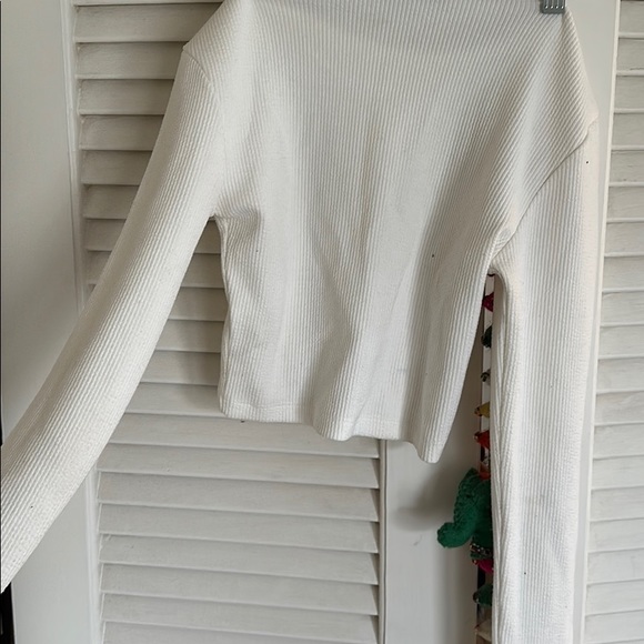 White Ribbed Crop Top - Picture 2 of 3